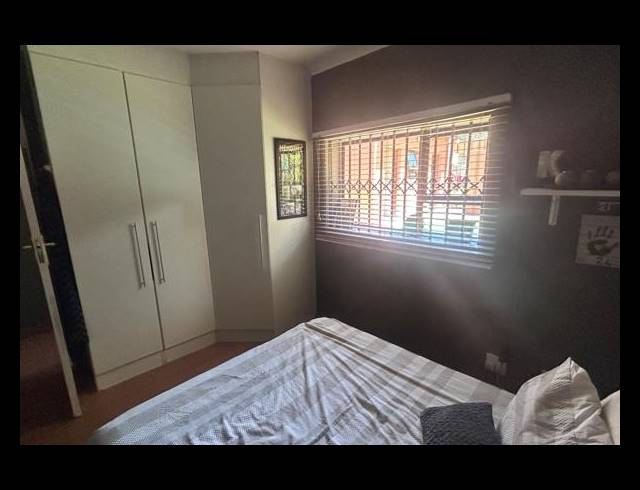 3 BEDROOM FREEHOLD FOR SALE IN LINMEYER